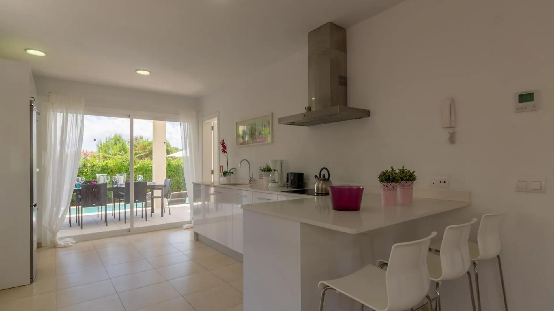 Modern Villa With Pool In Alcudia  Alcúdia