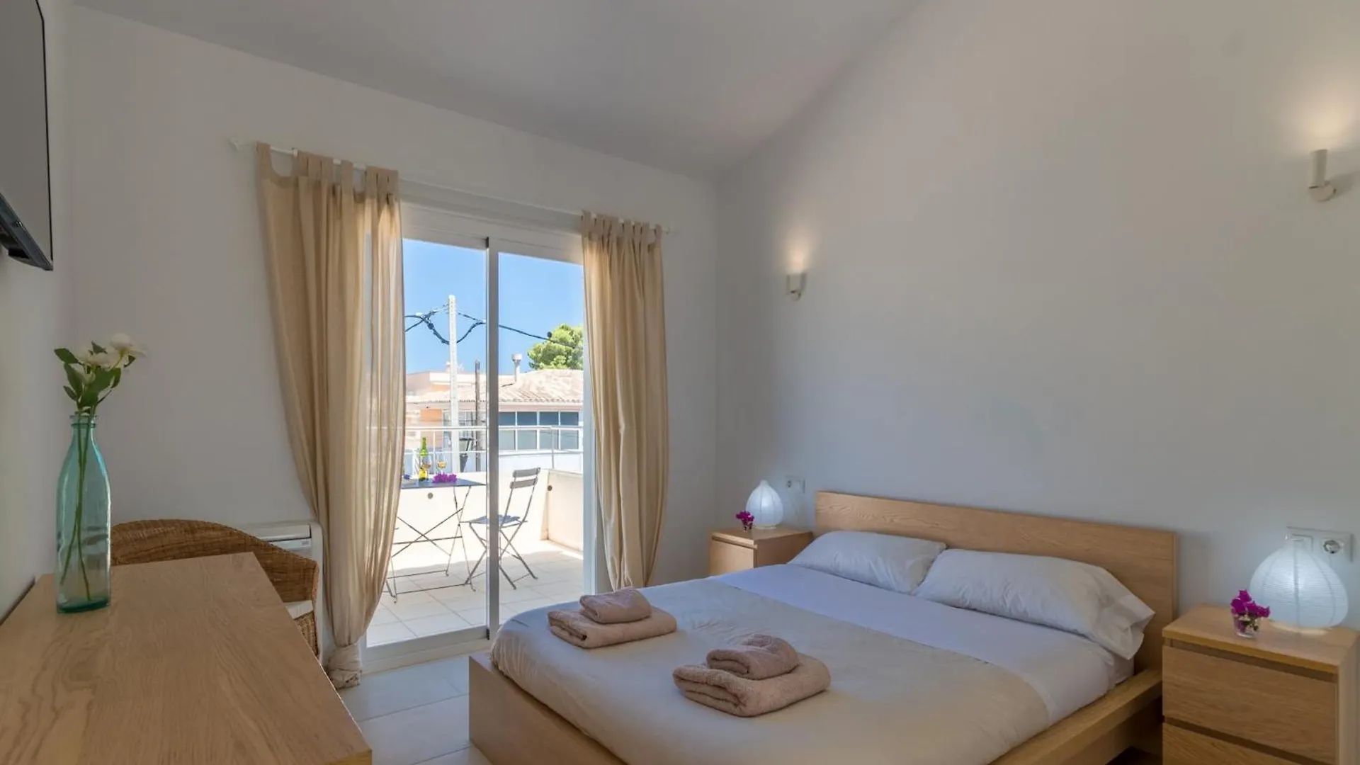 Modern Villa With Pool In Alcudia  Alcúdia